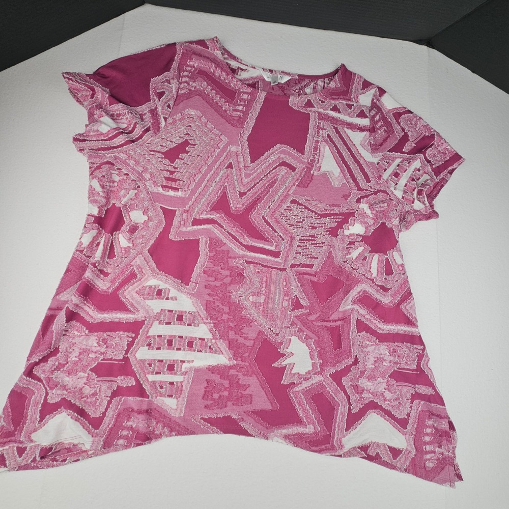 Jillian N Woman Pink Geometric Patchwork Asymmetrical Sharkbite Top Plus 1X Fray